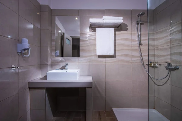 Ξενοδοχείο στην ΑΓ. Πελαγία